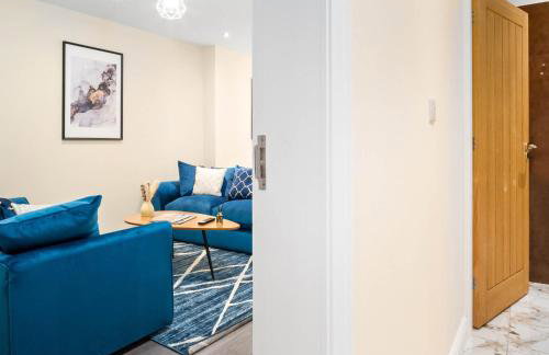 Four Bed House - Sleeps 7 - Garden - Parking - Smart TV 6COK - Photo 21