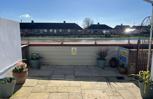 Dove Cottage is a Central, Riverside, Charming Victorian Cottage - Foto 6