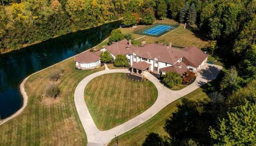 12,700 sf 8 Room Mansion on 18 acres - Foto 2