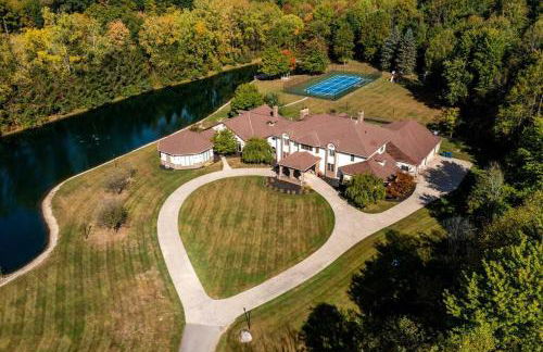 12,700 sf 8 Room Mansion on 18 acres - Foto 2