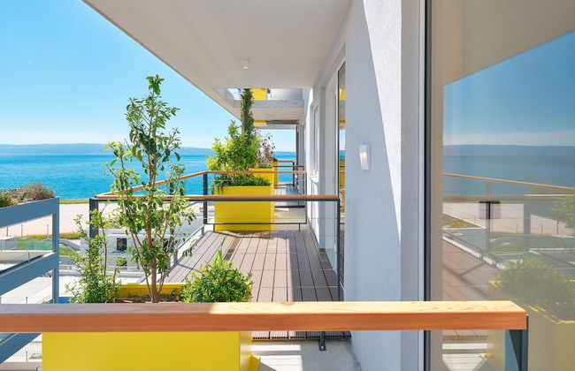 Amphora's Garden - Photo 53