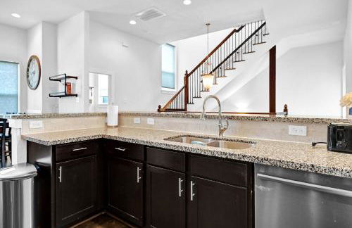 Relax in HTX POOL,15ppl,4br,4b - Foto 9