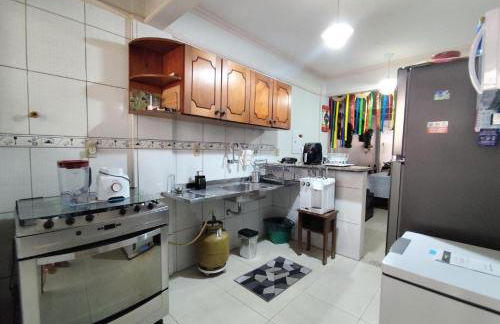 Casa com suítes privativas - Localização no centro, perto de serviços e pontos turísticos - Foto 23