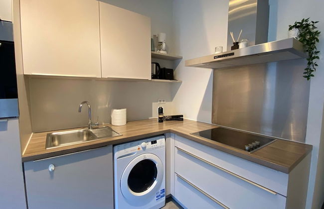 Cozy 1BR City Centre Near Meir Shopping by Oneluxstay - Photo 9