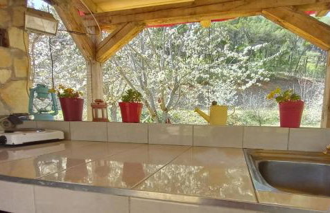 Immaculate 2-bed Cottage Near Krka Waterfalls - Foto 11