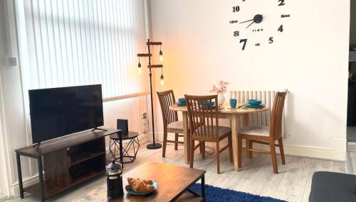 Cosy Prenton home near Tranmere Club and Liverpool - Foto 4, heating, locker