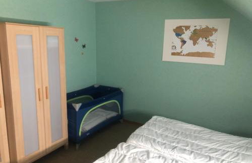 Ironico Homestay 4 Schlafzimmer Ferienwohnung 100 m2 nahe Bostalsee - Foto 10