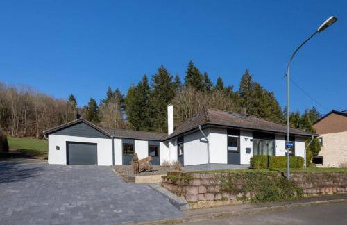 Nature Retreat Pool, Hot Tub, Sauna, Hiking-Caves - Photo 18