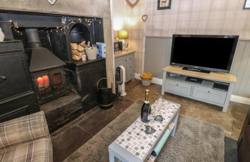 West Wing Cottage - Photo 6