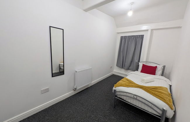 Comfortable Stay - Church Street Flat - Photo 12