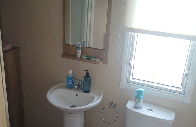 Abi Caravan Sleeps 8 Lyons Winkups Holiday Park - Foto 8