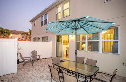 Family Friendly 4 Bedrooms with GameRoom close to Disney in Compass Bay 5103 - Foto 6