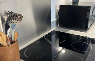 Bright, Modern Apartment with Great Views - Foto 17