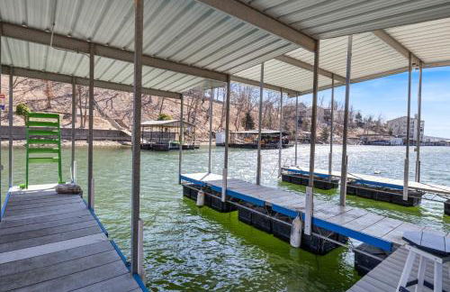 Spacious Home & Lake Access, Lake Views Throughout - Foto 55