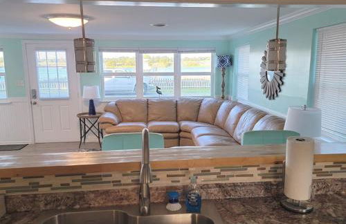 Dock House, Close to Camp Lejeune, water access, DOCK, king bed - Foto 19