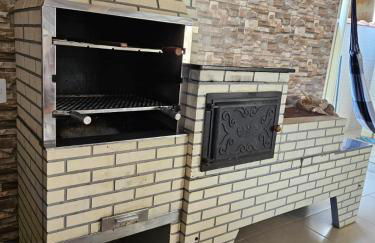 Casa de temporada em Lindoia - PISCINA, FOGÃO A LENHA, CHURRASQUEIRA - Conforto e privacidade - Foto 45