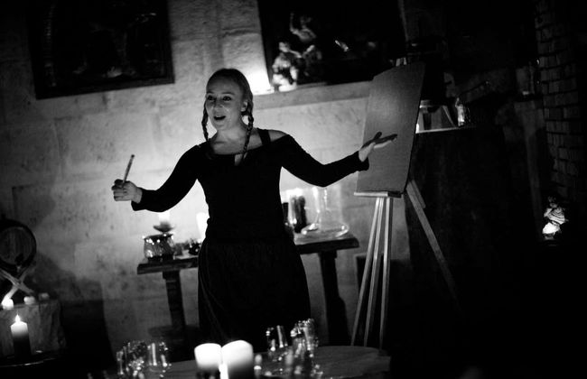 Tour teatralizado por las bodegas subterráneas - Photo 1