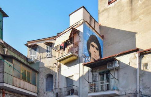 Beautiful Apartment In Napoli With Wifi - Foto 8