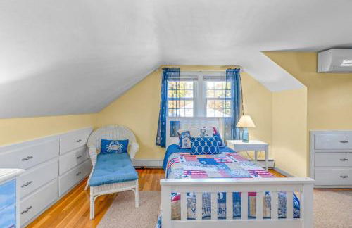 Charming House by the Beach with Patio Grill and FirePit - Foto 42