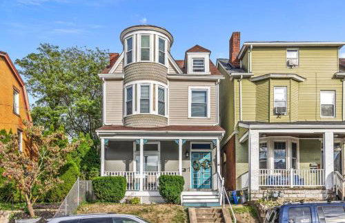 The Ultimate Fan's Retreat 5BR near all the Action - Foto 1