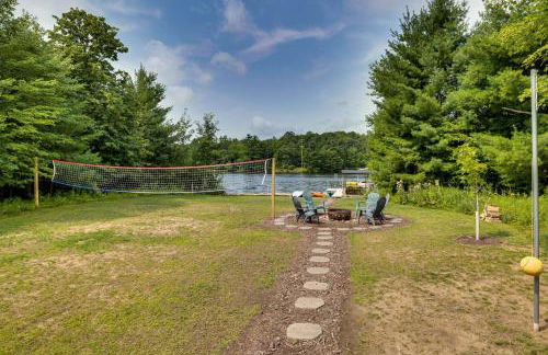 Pet Friendly with Game Room, Hot Tub and Private Dock! - Foto 39