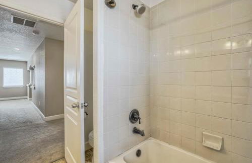 4BR Hot Tub Pool Table, Ping Pong, Foosball! - Foto 32