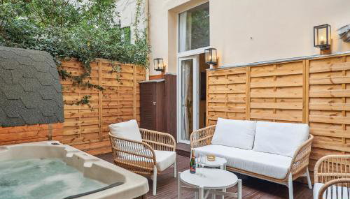 Suite luxueuse avec jardin privé Sauna et Jacuzzi - Foto 3, Garden
