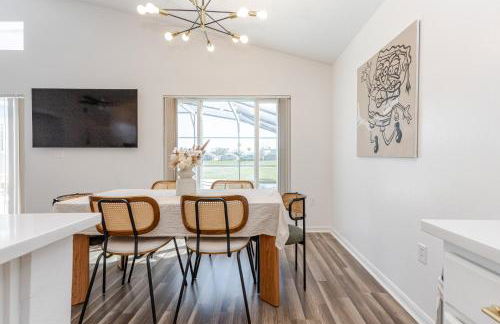 Modern 3BR Villa with Heated Pool & BBQ 14mi to Disney - Photo 13