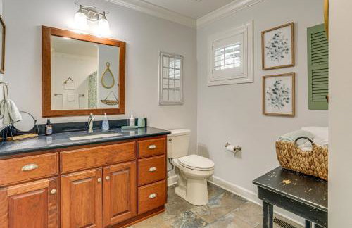 Riverfront Retreat with Fire Pit and Deck - Foto 21