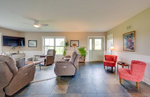 On-Site VAST Hiking Trail Hardwick Farmhouse! - Foto 6