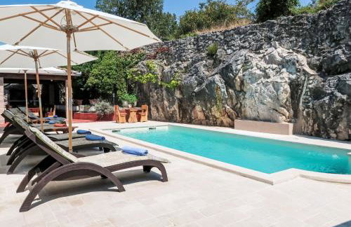 Holiday Home Nika by Interhome - Photo 2