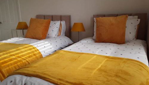 Spacious Comfortable house close to Etihad+parking - Foto 4