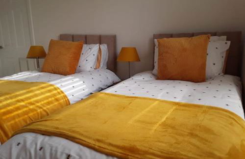 Spacious Comfortable house close to Etihad+parking - Foto 4