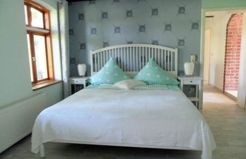 Komfortable Ferienwohnung "Vier Linden", ruhige dörfliche Lage, 20 min zur Küste - Foto 6