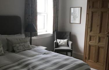 Old Vicarage Mortehoe Near Woolacombe 2 x sleeps 4 and 1 x sleeps 10 cottages - Foto 10