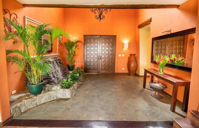 Hacienda-style Villa With Pool and Sweeping Ocean Views Above Potrero - Photo 40