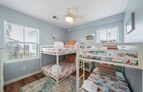 Beach House Located Steps from the Beach - Photo 27