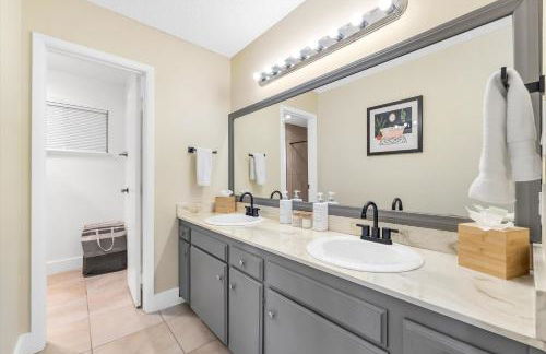 Stylish home with pool and spa - Foto 4