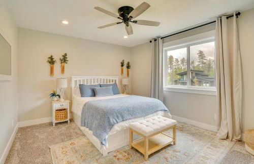 Spacious Donnelly Family Home with Private Hot Tub! - Foto 21