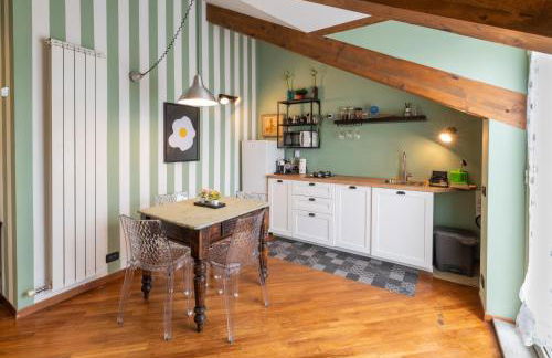 STAGABIN La Mansarda Panoramica Un Rifugio di Eleganza e Tranquillità - Foto 1