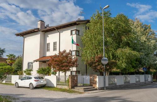 GuestHost - Casa di Dino Udine Terenzano - Foto 40