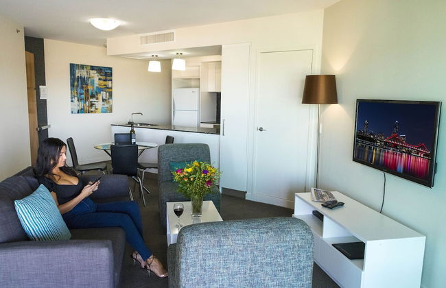 Evolution Apartments - Photo 27