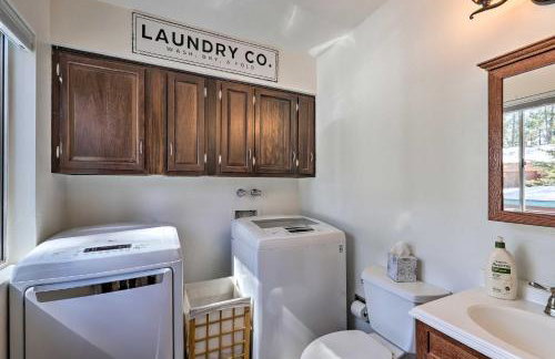 Deck with Wooded Views Rustic-Chic Prescott Cabin! - Foto 18