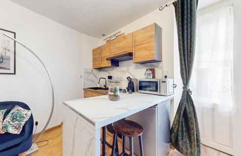 Lovely Apartment In Marvejols - Foto 6