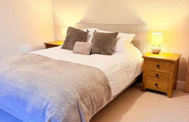 Bright and spacious 2 bedroom flat - Photo 10