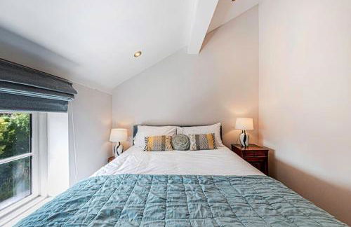 Fairvale House - Photo 14