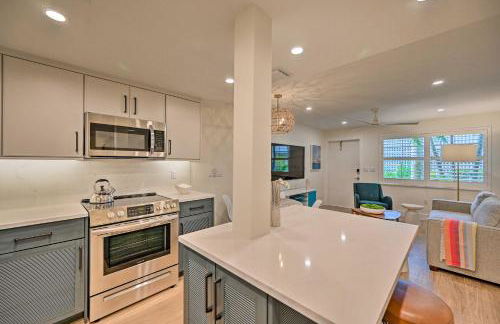 Luxe Naples Escape Walk to Beach and Downtown! - Photo 10