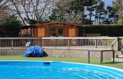 Cozy 3 bedroom Caravan, Sleeps 8, at Parkdean Newquay Holiday Park - Foto 74