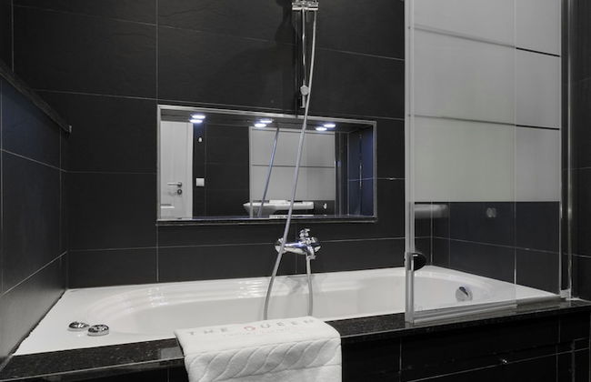 The Queen Luxury Apartments - Villa Fiorita - Photo 57