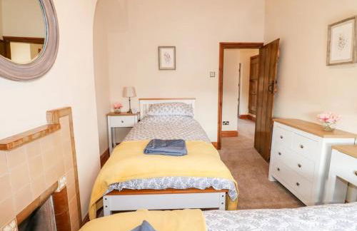 Charming 3 Bed Cottage sleeps 5 - Foto 21